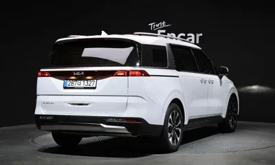 Kia Canival 2022, 98074 км, за 17657.87 USD