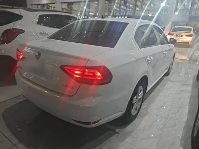 Volkswagen Lavida 2020, 71300 км, за 6625.41 USD