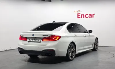 BMW 5-Series 2018, 169611 км, за 20425.72 USD