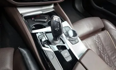 BMW 5-Series 2018, 169611 км, за 20283.58 USD - фото 9