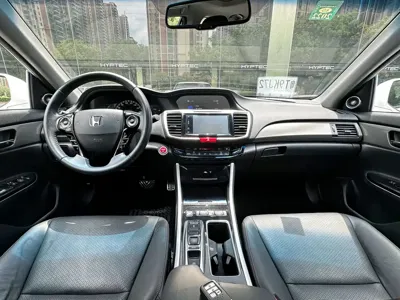 Honda Accord 2018, 138000 км, за 10241.51 USD - фото 9