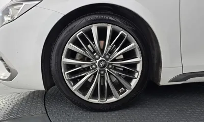 Hyundai Grandeur 2017, 161613 км, за 8269.84 USD