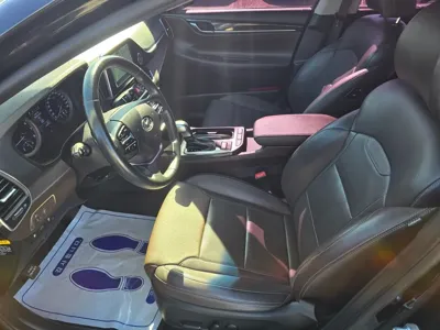 Hyundai Grandeur 2017, 99404 км, за 8861.76 USD
