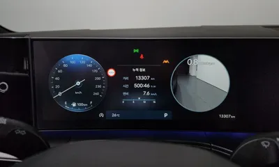 Hyundai Santafe 2025, 13307 км, за 32496.9 USD - фото 8