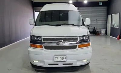 Chevrolet Express Van 2016, 76700 км, за 17112.65 USD