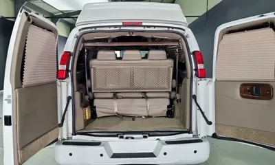 Chevrolet Express Van 2016, 76700 км, за 17112.65 USD - фото 13