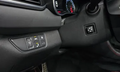 Genesis G70 2018, 29916 км, за 17395.3 USD - фото 27
