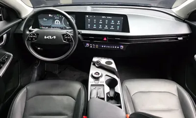 Kia EV6 2022, 68007 км, за 18766.6 USD - фото 7