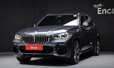 BMW X5 · 2021 год
