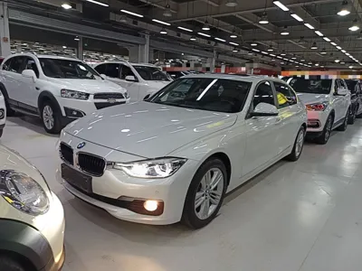 BMW 3 Series · 2016 год