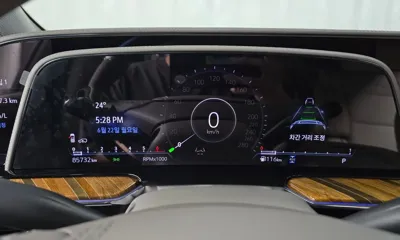 Cadillac Escalade 2023, 85732 км, за 50162.89 USD - фото 8