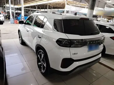 Hyundai ix35 2021, 16000 км, за 9282.04 USD