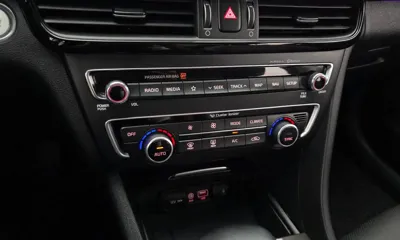 Kia K5 2019, 119155 км, за 9315.97 USD - фото 17