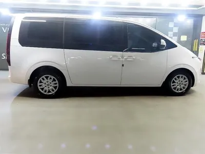 Hyundai Staria 2025, 42184 км, за 18331.92 USD