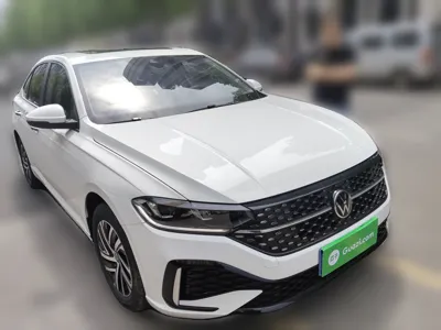 Volkswagen Lavida 2024, 10500 км, за 13126 USD