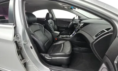 Hyundai Sonata 2011, 174406 км, за 1982.16 USD - фото 11