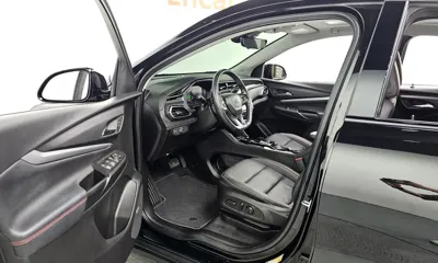 ChevroletGMDaewoo 볼트 EUV 2023, 35428 км, за 17499.36 USD - фото 10