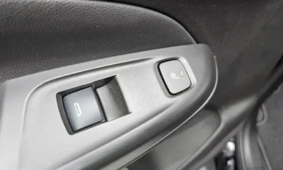 ChevroletGMDaewoo 볼트 EUV 2023, 35428 км, за 17499.36 USD - фото 19
