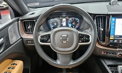 Volvo XC60 2021, 57119 км, за 27419.88 USD - фото 13