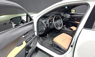 Lexus UX 2024, 24793 км, за 25206.77 USD - фото 10