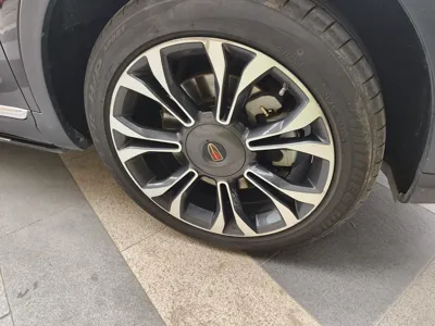 Hongqi HS5 2019, 72200 км, за 10331 USD