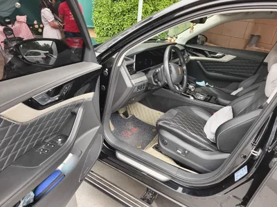 Hongqi HS5 2019, 72200 км, за 10331 USD - фото 13