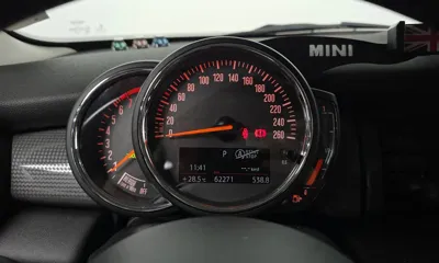 MINI Cooper 2019, 62271 км, за 8923.86 USD - фото 8