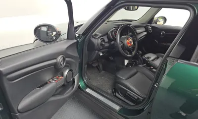 MINI Cooper 2019, 62271 км, за 8923.86 USD - фото 10