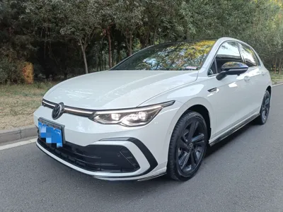 Volkswagen Golf · 2023 год