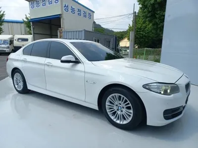 BMW 5-Series 2014, 281093 км, за 4875.51 USD
