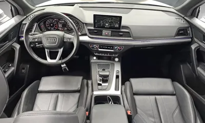 Audi Q5 2020, 119659 км, за 21777.28 USD - фото 7