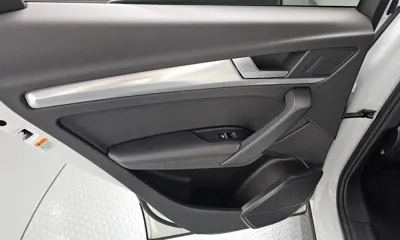 Audi Q5 2020, 119659 км, за 21777.28 USD - фото 25