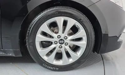 Hyundai Grandeur 2012, 231180 км, за 2494.42 USD