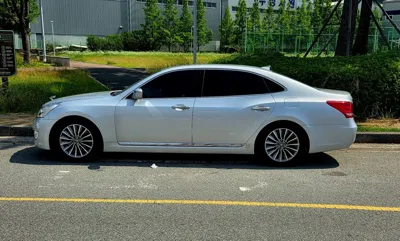 Hyundai Equus 2015, 178000 км, за 4429.97 USD