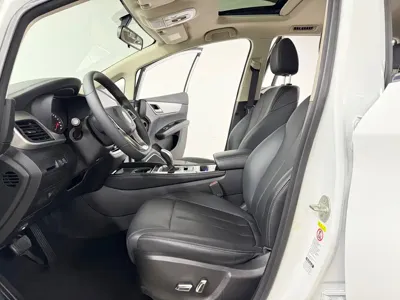 BYD MAX