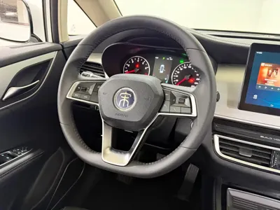 BYD MAX