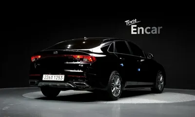 Kia K5 2020, 95077 км, за 10423.46 USD