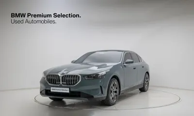 BMW 5-Series · 2026 год