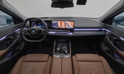 BMW 5-Series 2026, 5555 км, за 42667.72 USD - фото 8