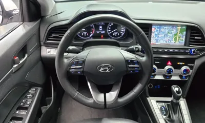 Hyundai Avante 2019, 62281 км, за 7683.79 USD - фото 13