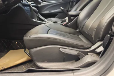 Buick GT 2019, 52800 км, за 6444 USD - фото 43