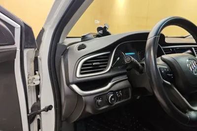 Buick GT 2019, 52800 км, за 6444 USD - фото 44