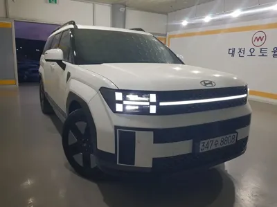 Hyundai Santafe 2024, 28522 км, за 25677.69 USD