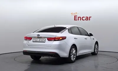 Kia K5 2016, 158852 км, за 5153.62 USD