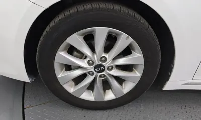 Kia K5 2016, 158852 км, за 5153.62 USD