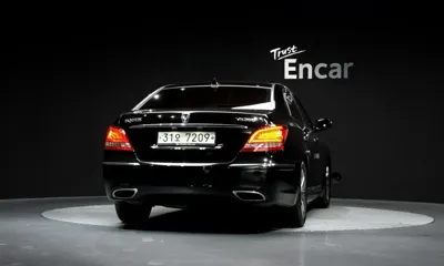 Hyundai Equus 2012, 75598 км, за 3841.89 USD