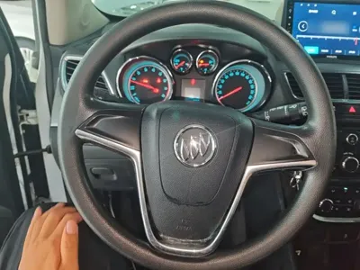 Buick Encore 2015, 60700 км, за 2750.82 USD - фото 11