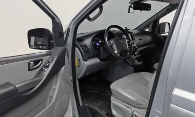Hyundai Starex 2019, 143533 км, за 9771.99 USD - фото 10