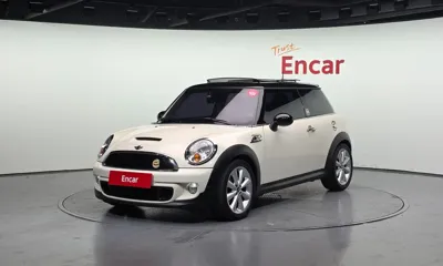 MINI Cooper · 2012 год