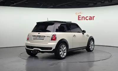 MINI Cooper 2012, 119389 км, за 3435.74 USD